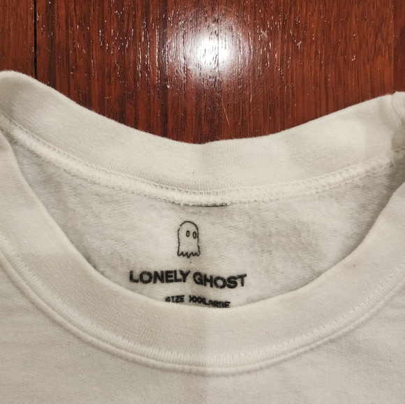 Lonely Ghost Heart On My Sleeve Crewneck Sweatshirt | White | XXXL - Picture 7 of 9